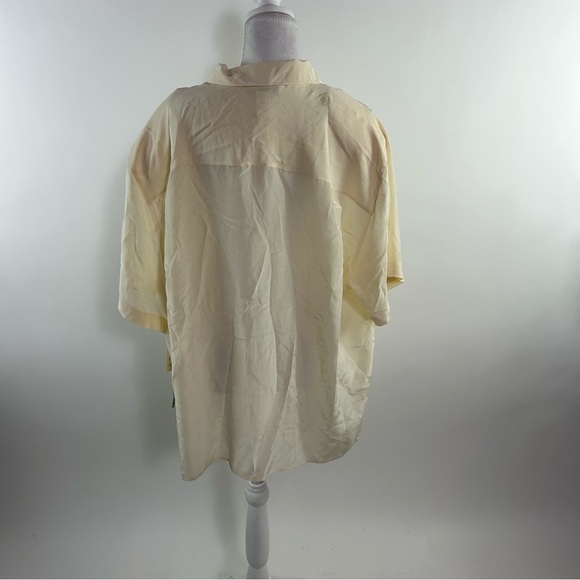 NWT Cream Blouse With Front Buttons- Jones New York - Picture 7 of 10